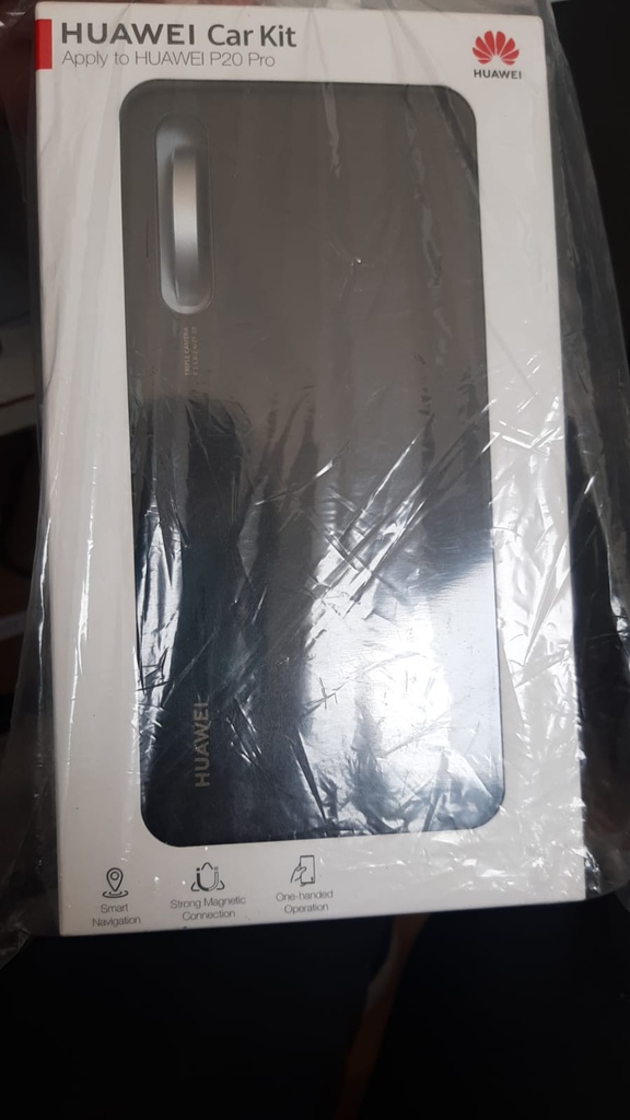 FUNDA MAGNETICA P20 PRO NEGRO